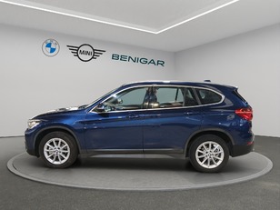 Fotos de BMW X1 sDrive18d color Azul. Año 2017. 110KW(150CV). Diésel. En concesionario ALZIRA Automoviles Fersan, S.A. de Valencia