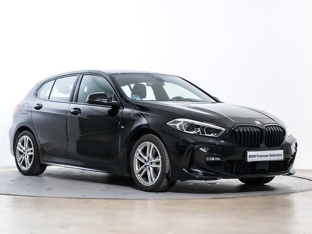 BMW Serie 1 116d color Negro. Año 2024. 85KW(116CV). Diésel. En concesionario Oliva Motor Tarragona de Tarragona