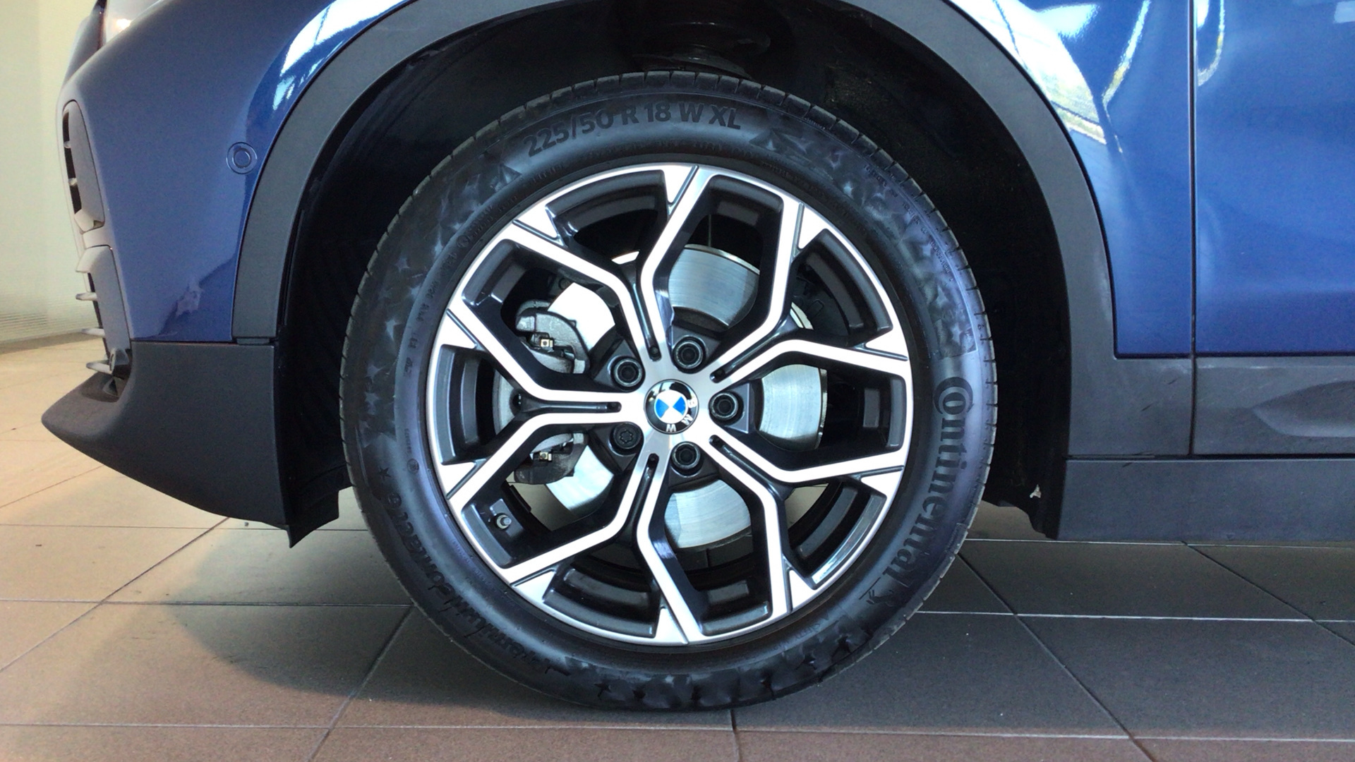 BMW X2 xDrive25e color Azul. Año 2021. 162KW(220CV). Híbrido Electro/Gasolina. En concesionario BYmyCAR Madrid - Alcalá de Madrid