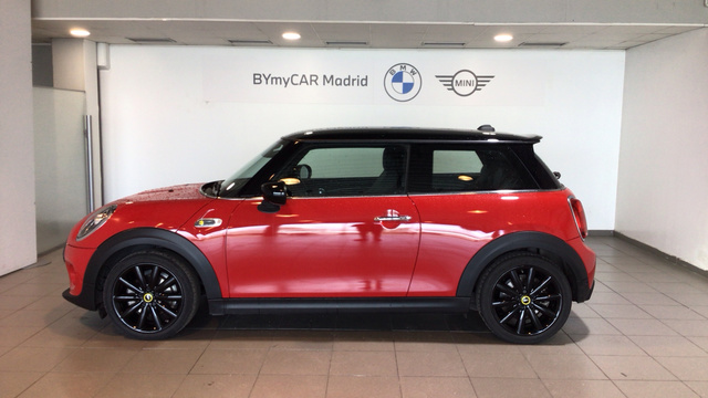 fotoG 2 del MINI MINI 3 Puertas Cooper SE 135 kW (184 CV) 184cv Eléctrico del 2021 en Madrid