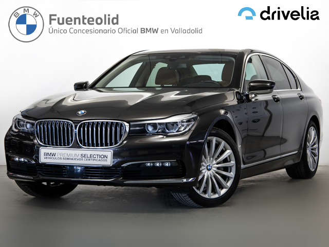 BMW Serie 7 730d color Gris. Año 2016. 195KW(265CV). Diésel. En concesionario BMW Fuenteolid Valladolid de Valladolid