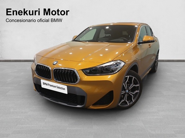 BMW X2 xDrive25e color Oro. Año 2020. 162KW(220CV). Híbrido Electro/Gasolina. En concesionario Enekuri Motor de Vizcaya