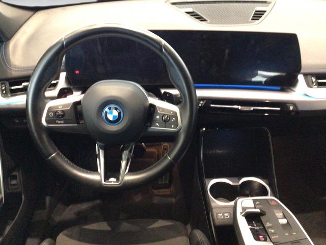Foto 12 BMW X1 xDrive30e 240 kW (326 CV)