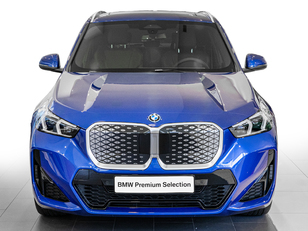 Fotos de BMW iX1 eDrive20 color Azul. Año 2025. 150KW(204CV). Eléctrico. En concesionario Caetano Cuzco, Alcalá de Madrid