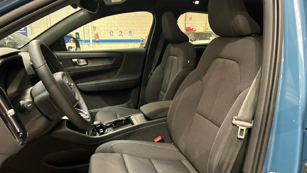 Volvo C40 Km0 64585794 - 9