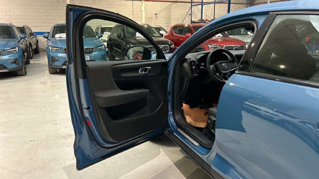 Volvo C40 Km0 64585794 - 34