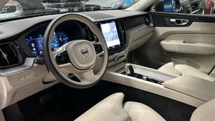 Volvo XC60 T6 Recharge Plus Dark AWD Auto 257 kW (350 CV) - 37 Volvo XC60 T6 Ocasión 257 KW (350CV) - 37