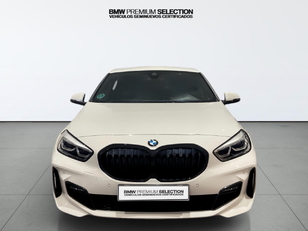 Fotos de BMW Serie 1 118i color Blanco. Año 2024. 103KW(140CV). Gasolina. En concesionario Automotor Costa, S.L.U. de Almería