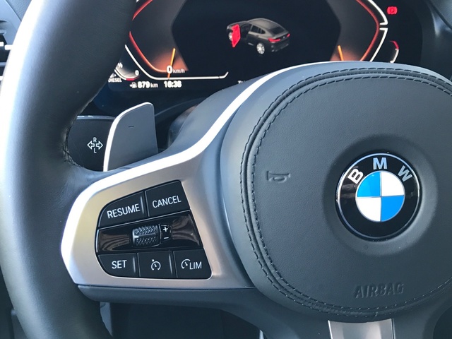 BMW X4 xDrive20d color Blanco. Año 2024. 140KW(190CV). Diésel. En concesionario Celtamotor Vigo de Pontevedra