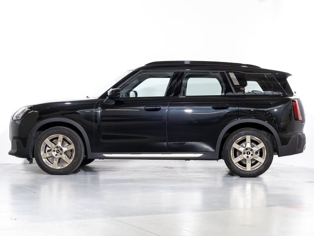 fotoG 2 del MINI MINI Countryman C 125 kW (170 CV) 170cv Gasolina del 2024 en Girona