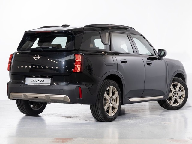 fotoG 3 del MINI MINI Countryman C 125 kW (170 CV) 170cv Gasolina del 2024 en Girona