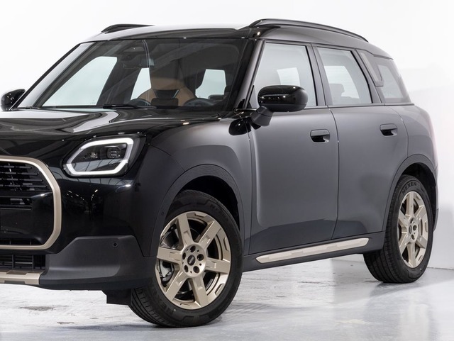 fotoG 5 del MINI MINI Countryman C 125 kW (170 CV) 170cv Gasolina del 2024 en Girona