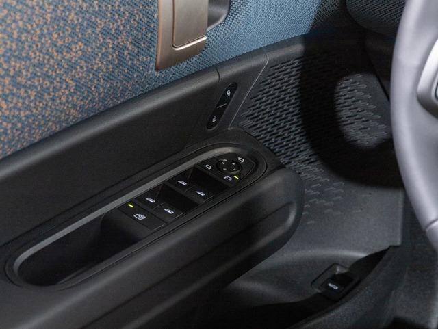 fotoG 22 del MINI MINI Countryman C 125 kW (170 CV) 170cv Gasolina del 2024 en Girona