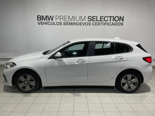 Fotos de BMW Serie 1 116d color Blanco. Año 2022. 85KW(116CV). Diésel. En concesionario Hispamovil Elche de Alicante