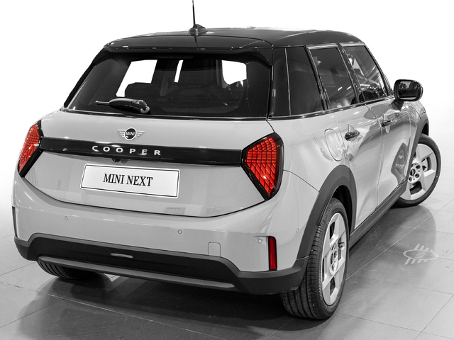 fotoG 3 del MINI MINI 5 Puertas Cooper C 115 kW (156 CV) 156cv Gasolina del 2024 en Madrid