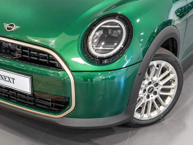 fotoG 5 del MINI MINI 5 Puertas Cooper C 115 kW (156 CV) 156cv Gasolina del 2024 en Madrid