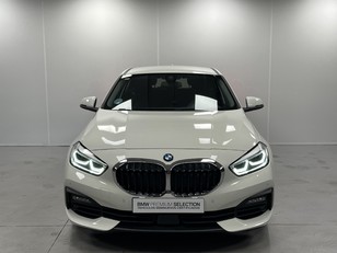 Fotos de BMW Serie 1 118i color Blanco. Año 2021. 103KW(140CV). Gasolina. En concesionario Maberauto de Castellón