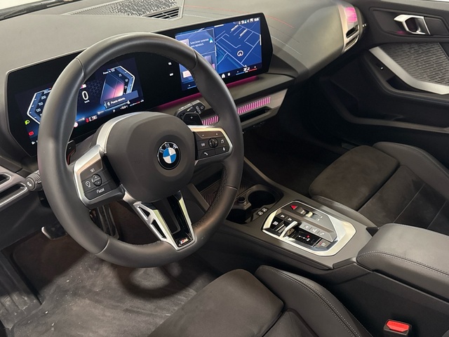 BMW Serie 1 120d color Blanco. Año 2025. 120KW(163CV). Diésel. En concesionario Burgocar (Bmw y Mini) de Burgos