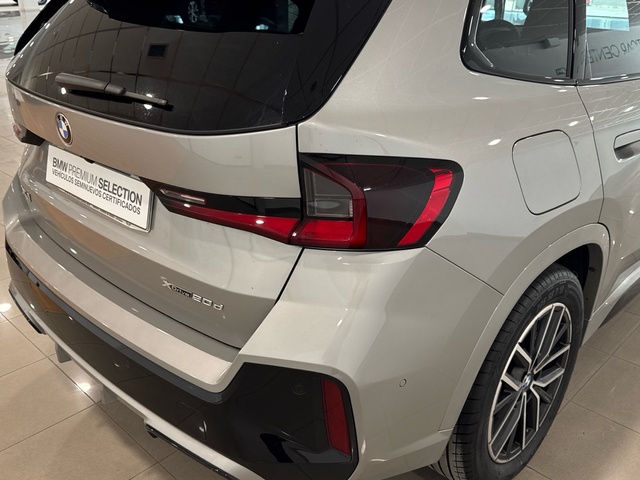 BMW X1 xDrive20d color Gris Plata. Año 2025. 120KW(163CV). Diésel. En concesionario Motor Gorbea de Álava