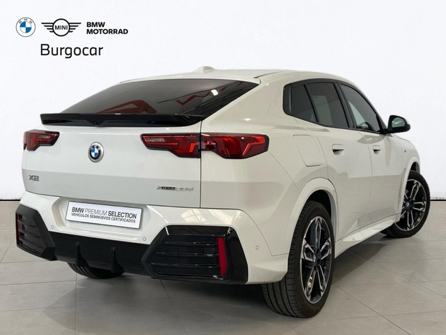 BMW X2 xDrive20d color Blanco. Año 2025. 120KW(163CV). Diésel. En concesionario Burgocar (Bmw y Mini) de Burgos