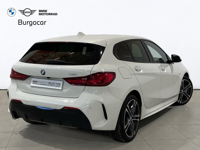 BMW Serie 1 118i color Blanco. Año 2024. 103KW(140CV). Gasolina. En concesionario Burgocar (Bmw y Mini) de Burgos