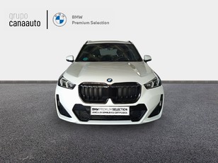 Fotos de BMW X1 sDrive18d color Blanco. Año 2023. 110KW(150CV). Diésel. En concesionario TACO de Sta. C. Tenerife