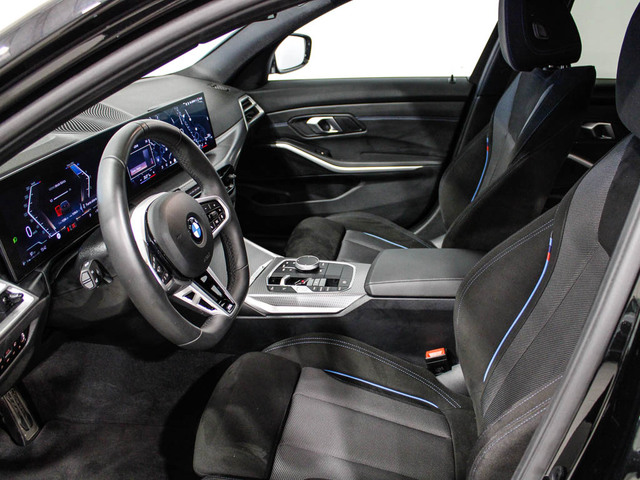BMW Serie 3 320d Touring color Negro. Año 2025. 140KW(190CV). Diésel. En concesionario Barcelona Premium -- GRAN VIA de Barcelona