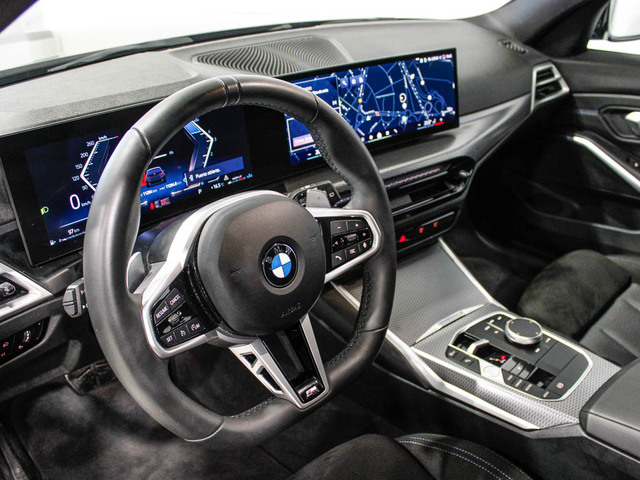 BMW Serie 3 320d Touring color Negro. Año 2025. 140KW(190CV). Diésel. En concesionario Barcelona Premium -- GRAN VIA de Barcelona