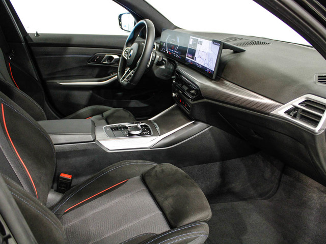 BMW Serie 3 320d Touring color Negro. Año 2025. 140KW(190CV). Diésel. En concesionario Barcelona Premium -- GRAN VIA de Barcelona