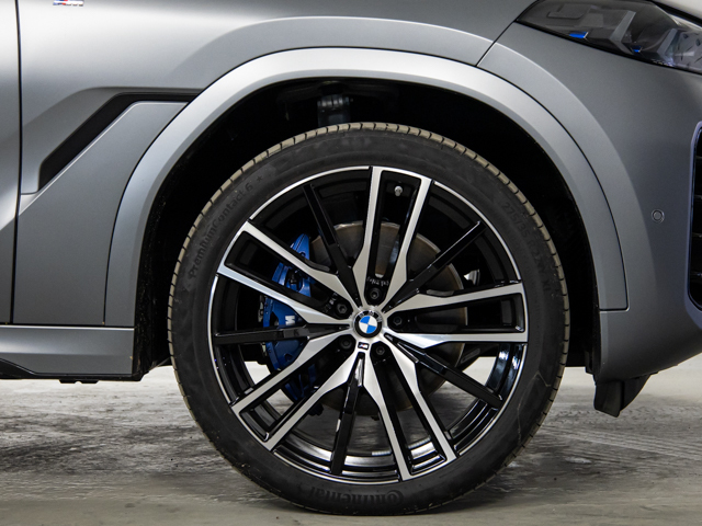 BMW X6 xDrive30d color Gris. Año 2025. 210KW(286CV). Diésel. En concesionario BMW Fuenteolid Valladolid de Valladolid