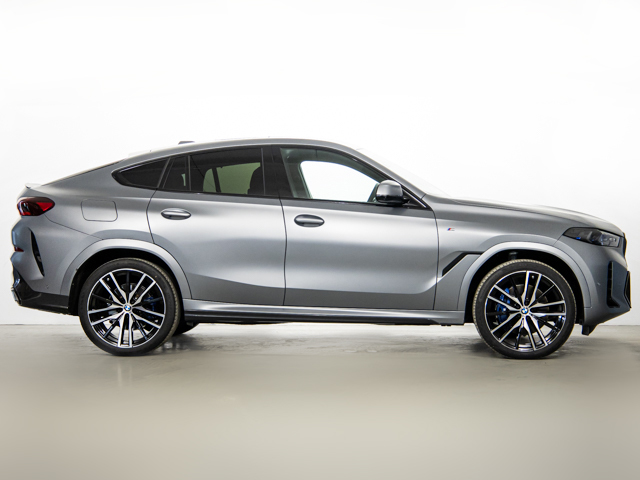 BMW X6 xDrive30d color Gris. Año 2025. 210KW(286CV). Diésel. En concesionario BMW Fuenteolid Valladolid de Valladolid