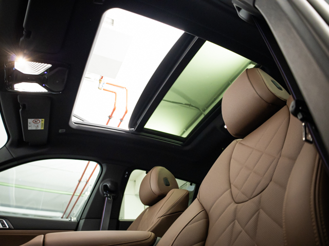 BMW X6 xDrive30d color Gris. Año 2025. 210KW(286CV). Diésel. En concesionario BMW Fuenteolid Valladolid de Valladolid
