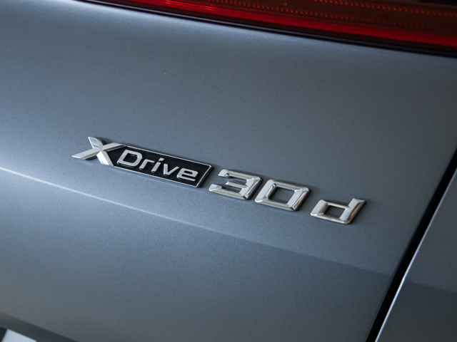 BMW X6 xDrive30d color Gris. Año 2025. 210KW(286CV). Diésel. En concesionario BMW Fuenteolid Valladolid de Valladolid