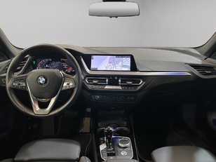 BMW Serie 2 218d Gran Coupe color Blanco. Año 2024. 110KW(150CV). Diésel. En concesionario ALZIRA Automoviles Fersan, S.A. de Valencia