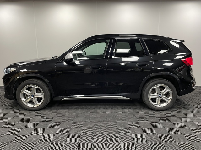 BMW X1 sDrive18d color Negro. Año 2024. 110KW(150CV). Diésel. En concesionario Maberauto de Castellón