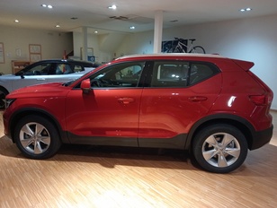 Volvo XC40 B3 G Nuevo 120 KW (163CV) - 0