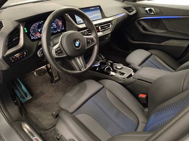 BMW Serie 1 118d color Gris. Año 2024. 110KW(150CV). Diésel. En concesionario Autoberón de La Rioja