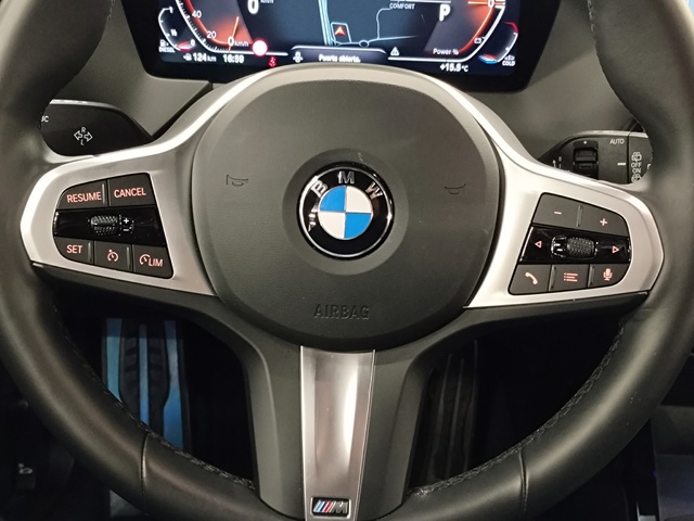 BMW Serie 1 118d color Gris. Año 2024. 110KW(150CV). Diésel. En concesionario Autoberón de La Rioja