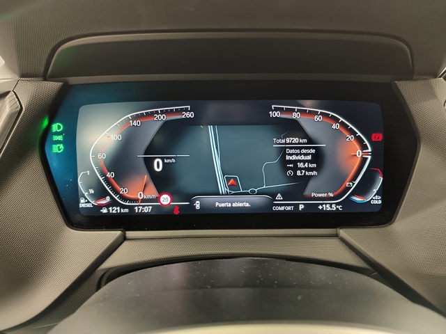 BMW Serie 1 118d color Gris. Año 2024. 110KW(150CV). Diésel. En concesionario Autoberón de La Rioja