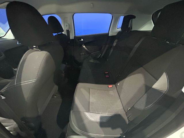 Peugeot 2008 BlueHDi 100 Style 74 kW (100 CV)