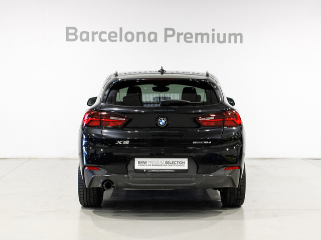 BMW X2 sDrive16d color Negro. Año 2024. 85KW(116CV). Diésel. En concesionario Barcelona Premium -- GRAN VIA de Barcelona