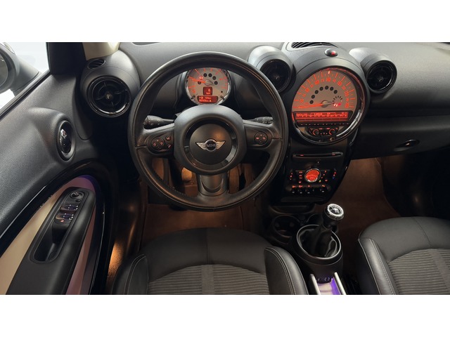 MINI MINI Countryman Cooper D ALL4 82 kW (112 CV)