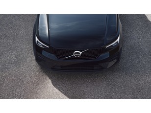 Volvo XC40 B3 G Nuevo 120 KW (163CV) - 9