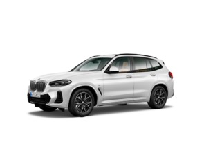 Fotos de BMW X3 xDrive20d color Blanco. Año 2022. 140KW(190CV). Diésel. En concesionario Novomóvil Oleiros de Coruña