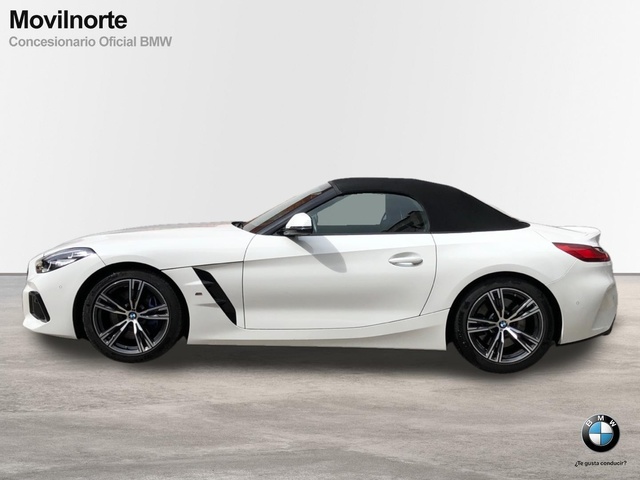 BMW Z4 M40i Cabrio color Blanco. Año 2024. 250KW(340CV). Gasolina. En concesionario Movilnorte El Plantio de Madrid
