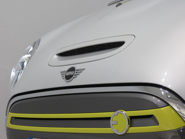 fotoG 45 del MINI MINI 3 Puertas Cooper SE 135 kW (184 CV) 184cv Eléctrico del 2020 en Alicante