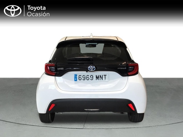 Toyota Yaris 120H Active Tech 85 kW (116 CV)