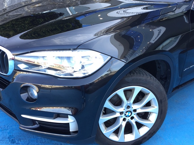 BMW X5 xDrive30d color Negro. Año 2019. 190KW(258CV). Diésel. En concesionario Grünblau Motor (Bmw y Mini) de Cantabria