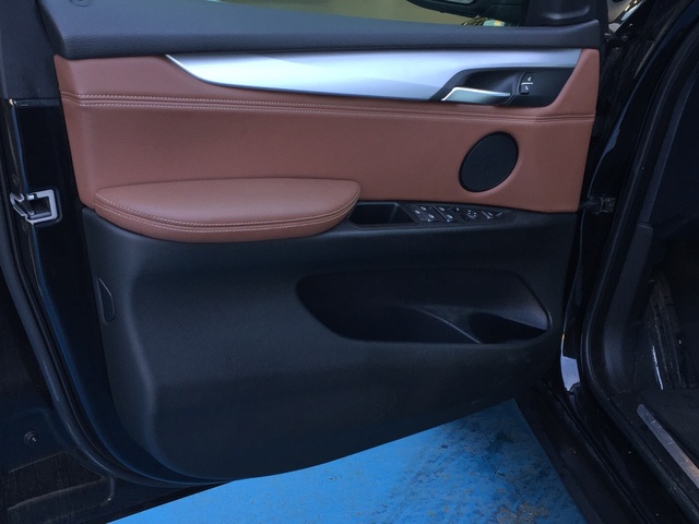 BMW X5 xDrive30d color Negro. Año 2019. 190KW(258CV). Diésel. En concesionario Grünblau Motor (Bmw y Mini) de Cantabria