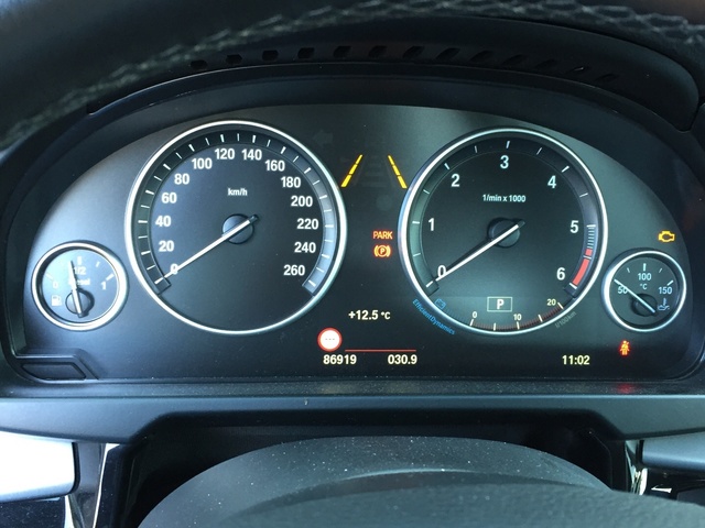 BMW X5 xDrive30d color Negro. Año 2019. 190KW(258CV). Diésel. En concesionario Grünblau Motor (Bmw y Mini) de Cantabria